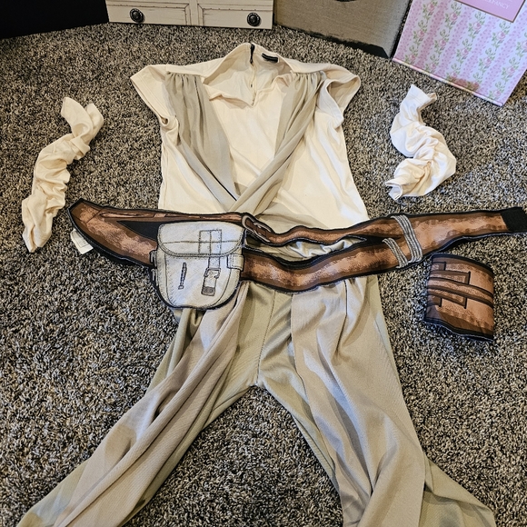 Rae from Star Wars costume 5 piece set medium girl - Picture 2 of 2